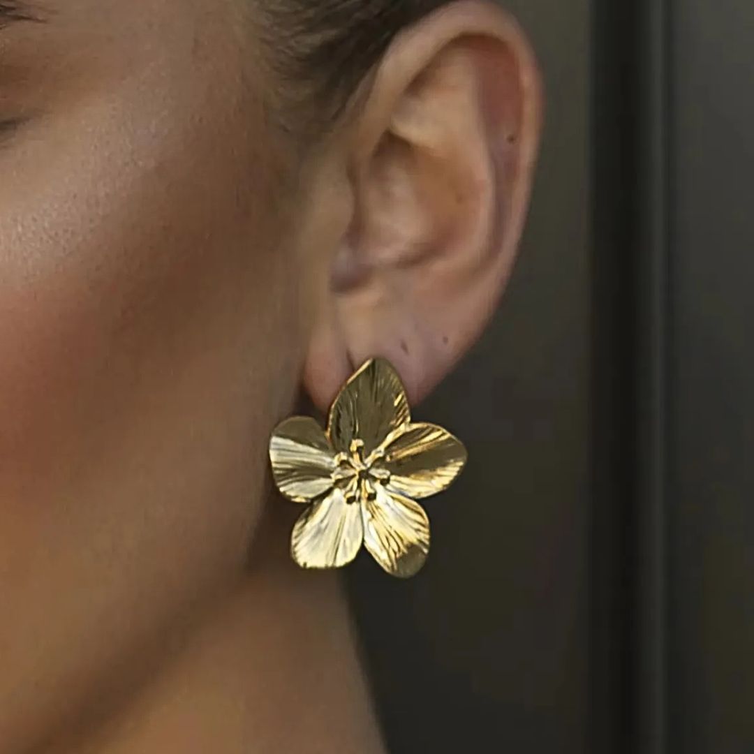 Florence Flower Earrings in Gold