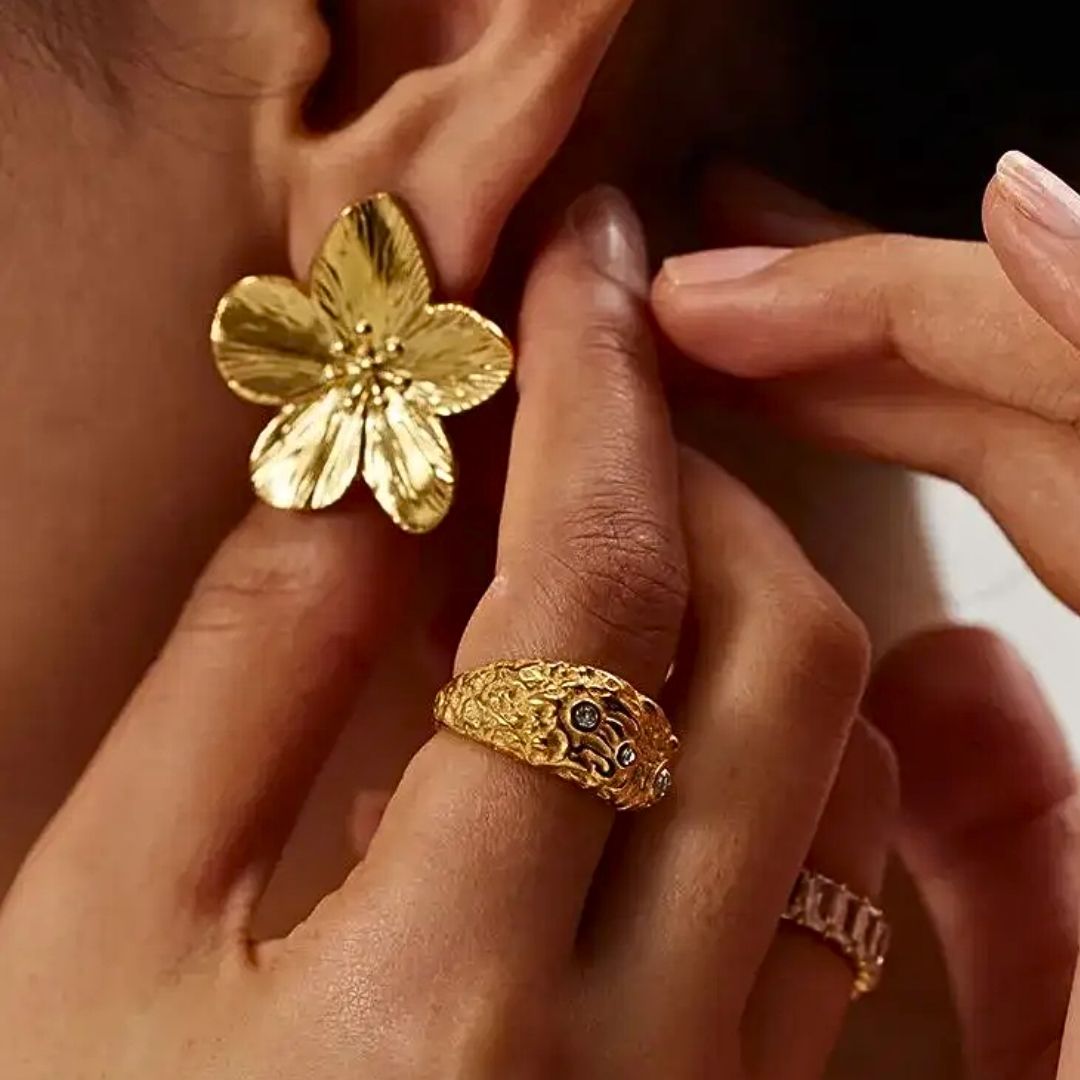 Florence Flower Earrings in Gold