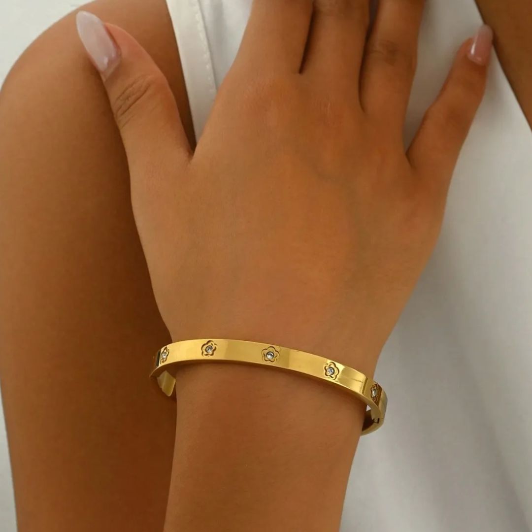 Bloom Bracelet in Gold