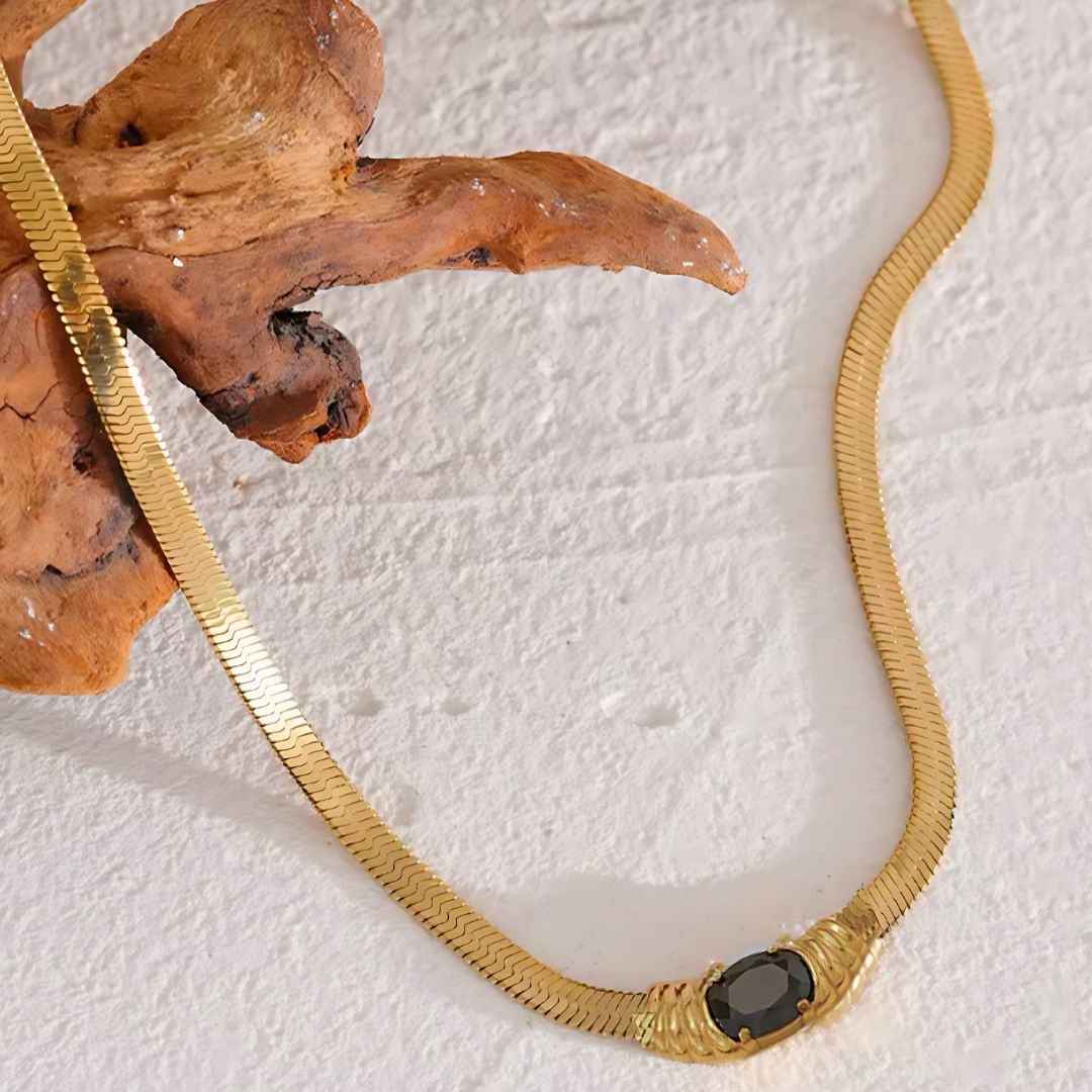 Lauren necklace in gold