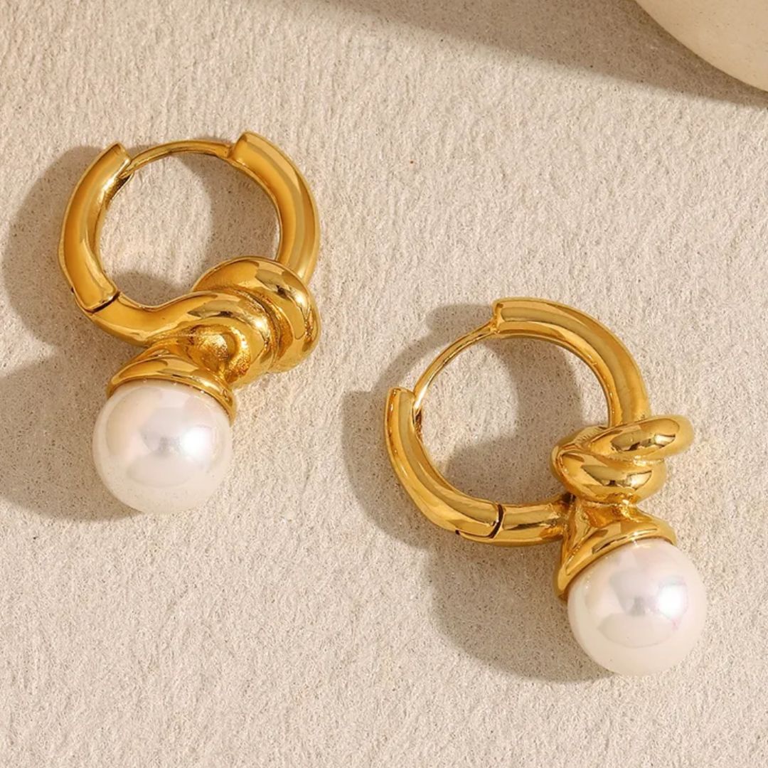 Marlowe Pearl Twist Earrings in Gold