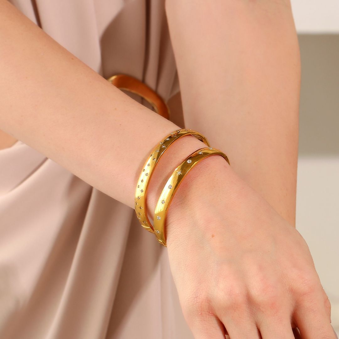 Bella Night Sky Bracelet in Gold