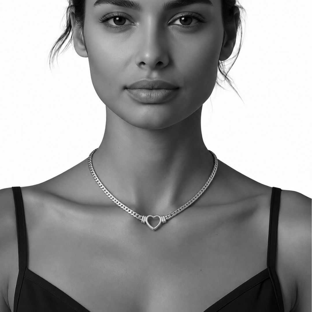 Tully Silver Chain Necklace with Hollow Heart