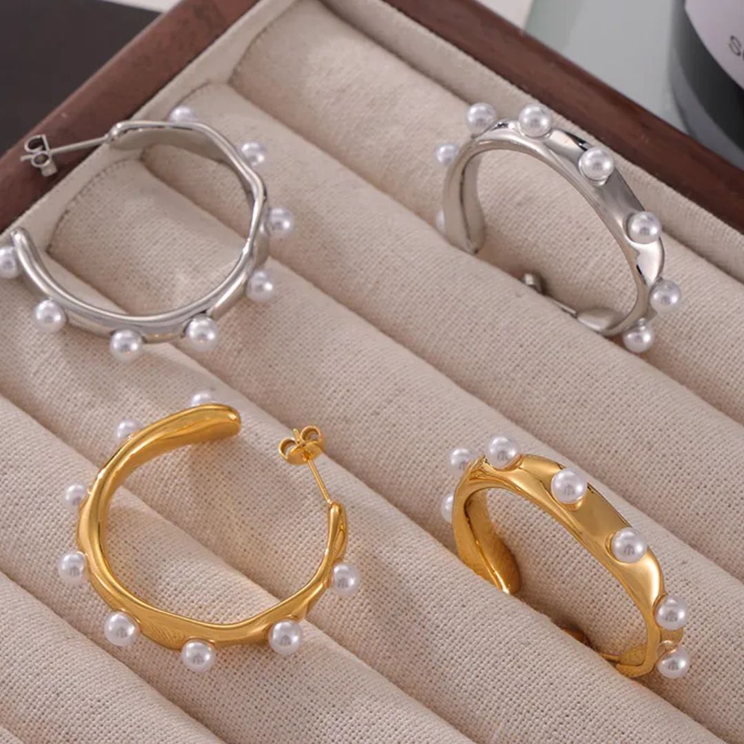 Elle pearl hoops earrings in silver