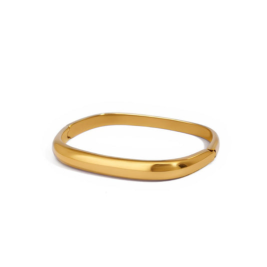 Ms Porter Bracelet in Gold