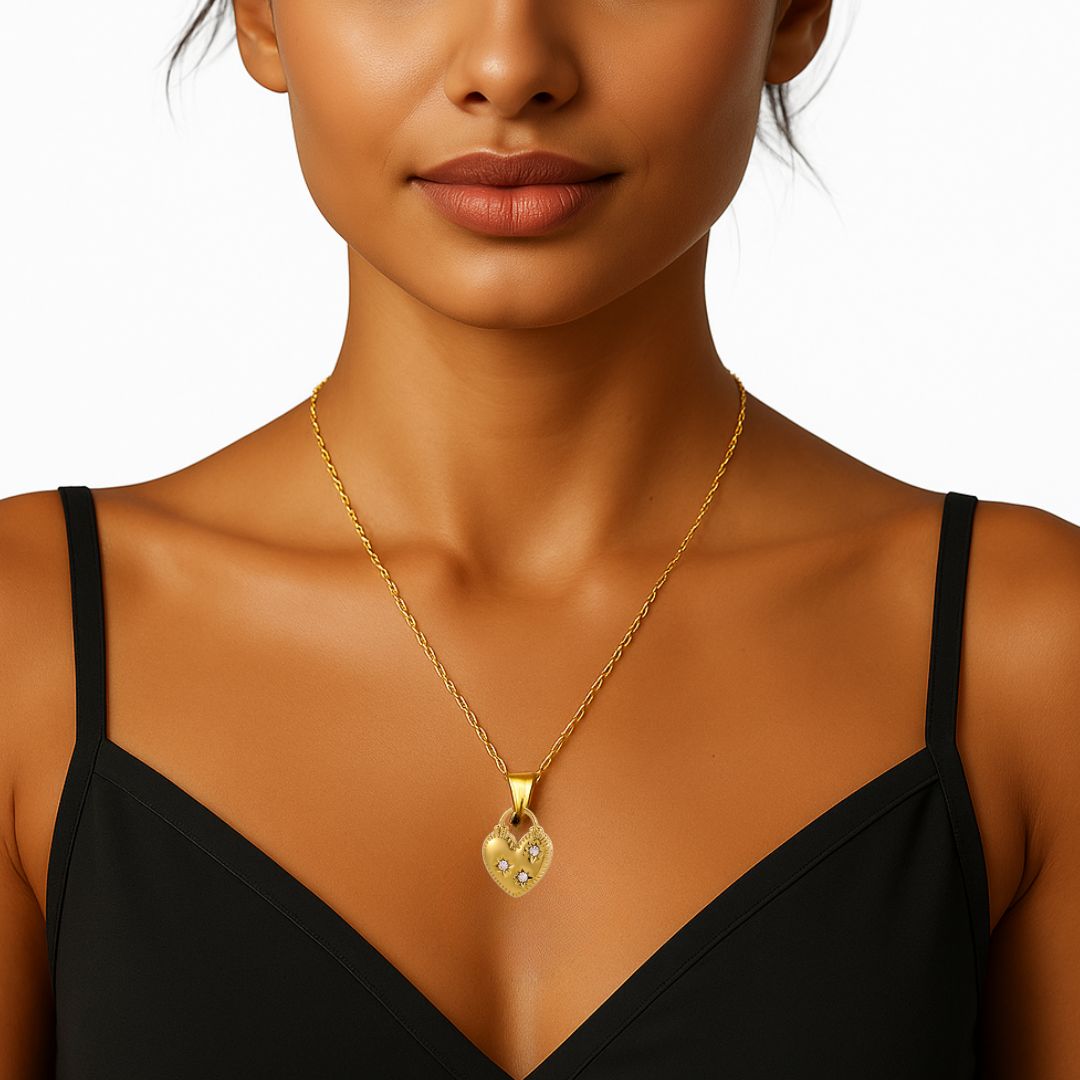 The Farrah Necklace in Gold and White