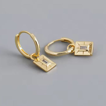吉良 Zara Earrings in Gold – heiressstore